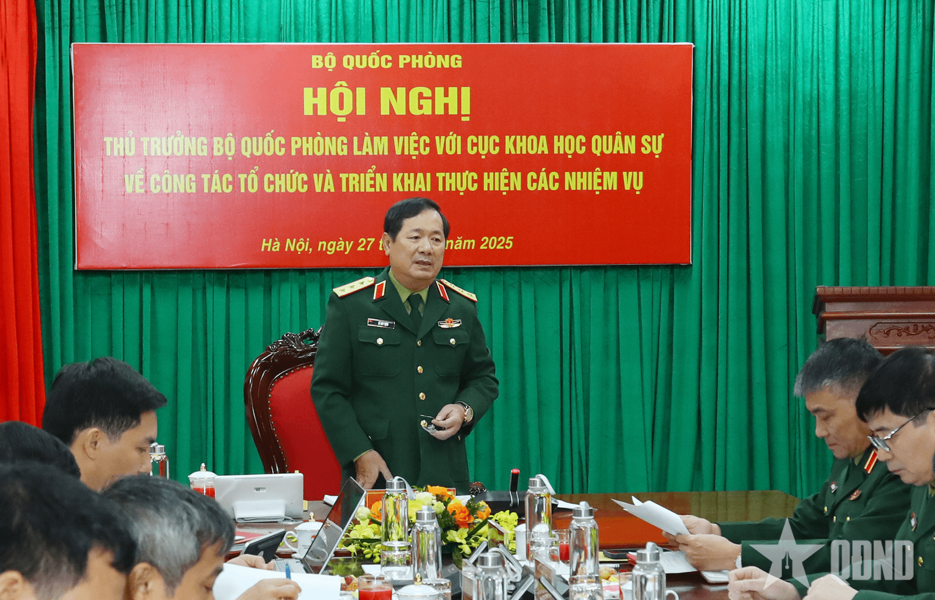 Thượng tướng Lê Huy Vịnh làm việc với Cục Khoa học quân sự (Bộ Quốc phòng)