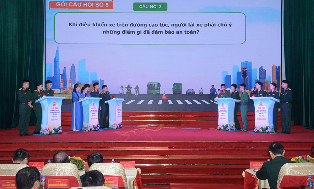 Lan tỏa ý thức chấp hành pháp luật giao thông
