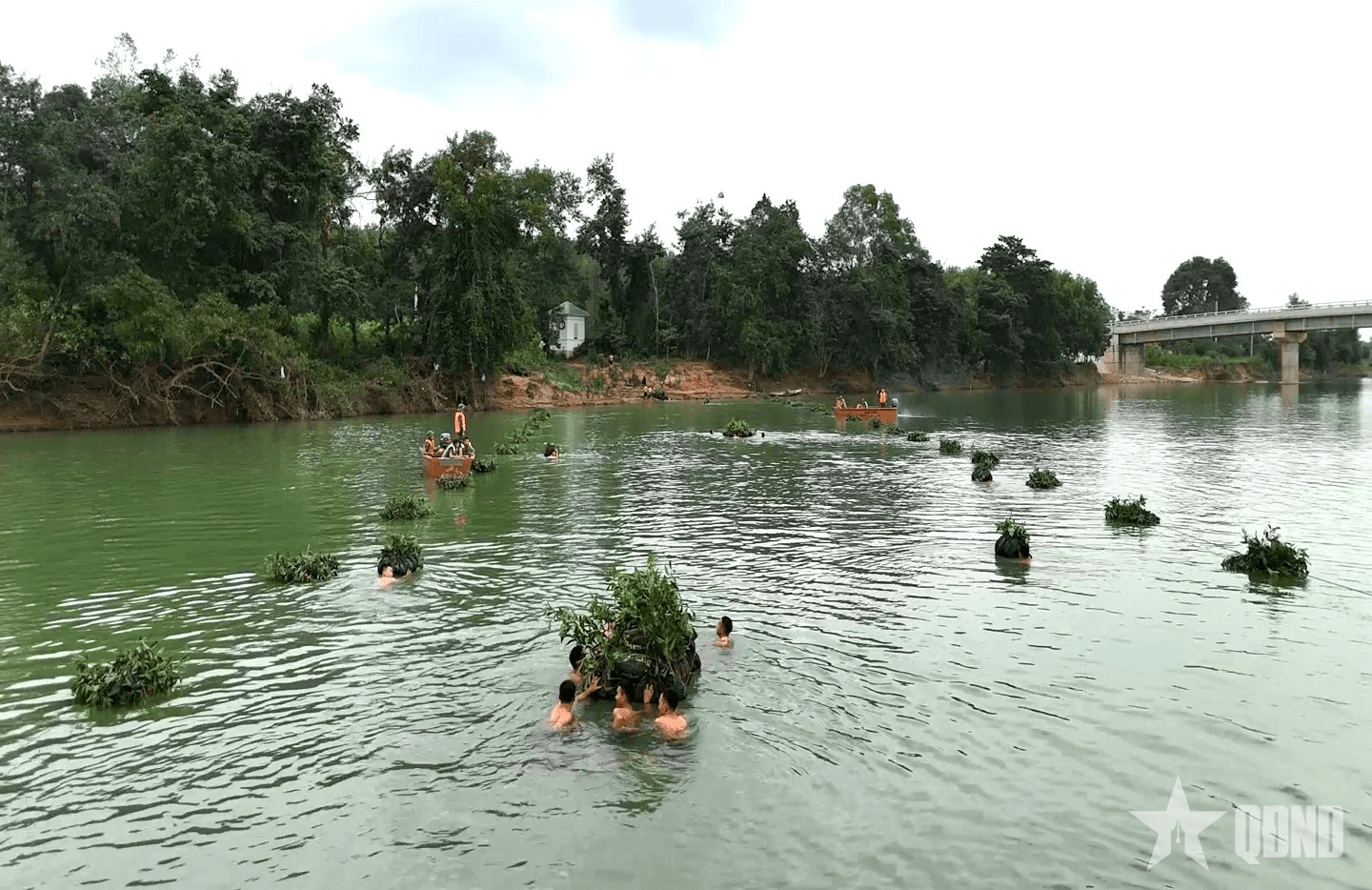 Trung đoàn 19 (Sư đoàn 968, Quân khu 4) diễn tập chiến thuật vòng tổng hợp cấp tiểu đoàn năm 2025