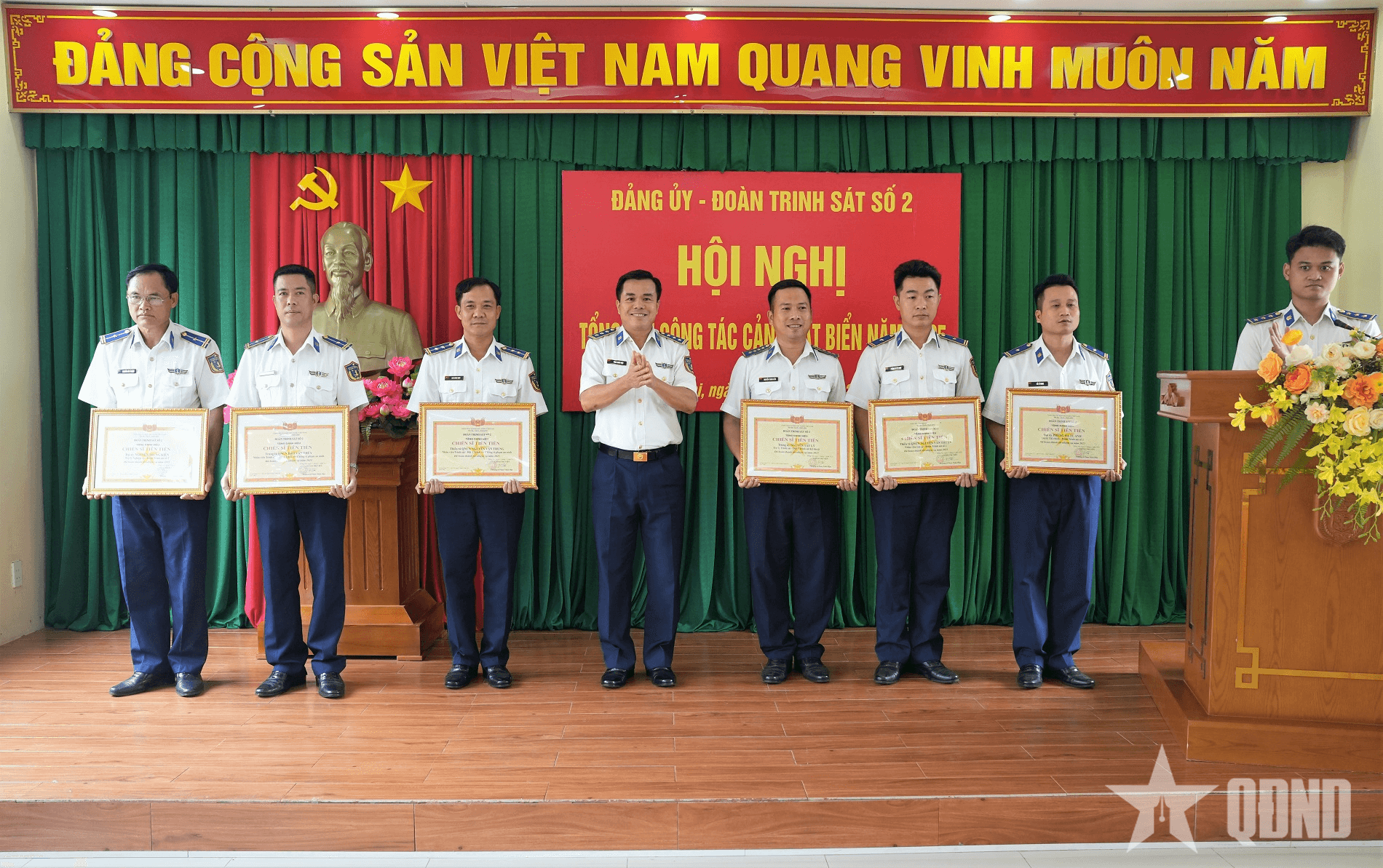 Tư lệnh Cảnh sát biển Việt Nam làm việc với Đoàn Trinh sát số 2
