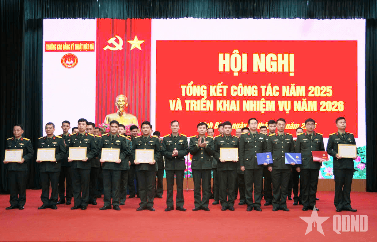 Góp phần xây dựng nguồn nhân lực cho ngành Cơ yếu tiến thẳng lên hiện đại