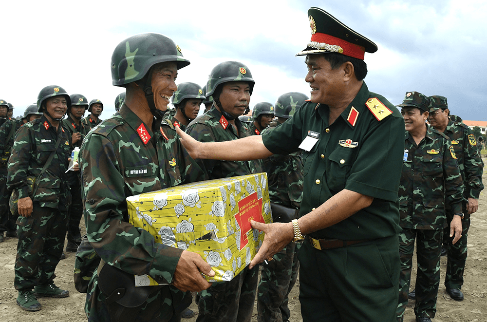 Phát huy truyền thống “Quân dân đoàn kết, kiên cường bám trụ, tự lực tự cường, anh dũng chiến đấu”