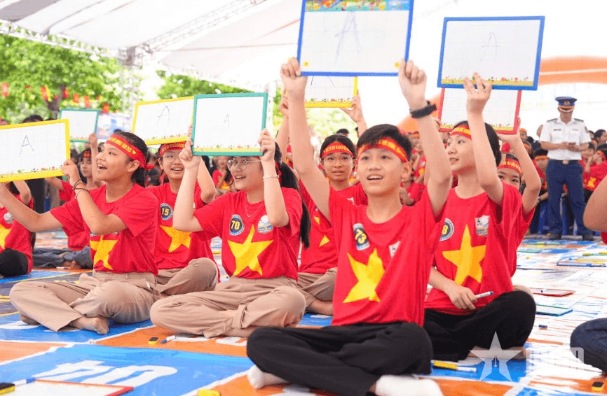 Bồi đắp kiến thức và tình yêu biển, đảo Tổ quốc