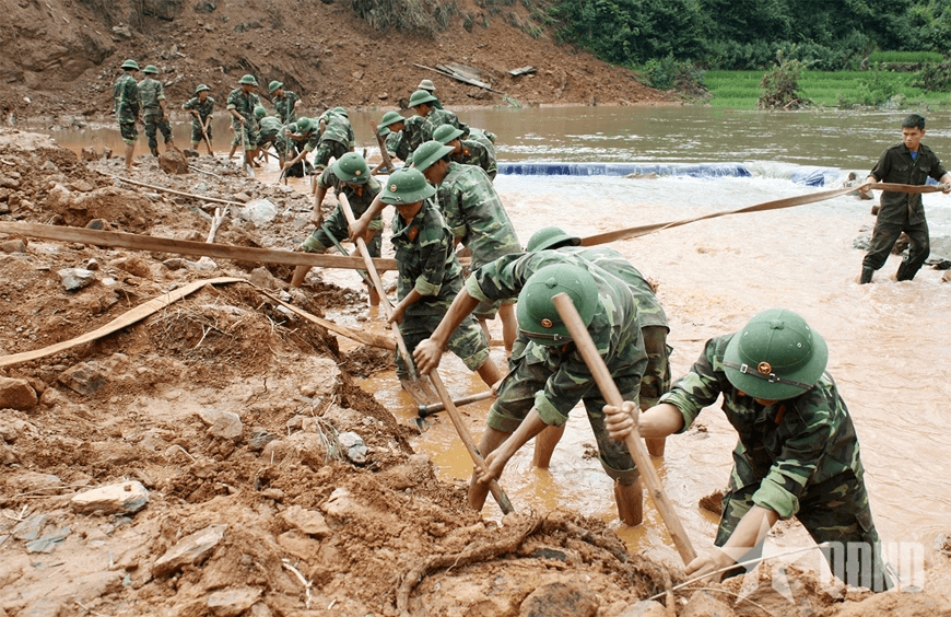 Các đơn vị Quân đội chủ động ứng phó với mưa lớn, rét đậm, rét hại và gió mạnh trên biển