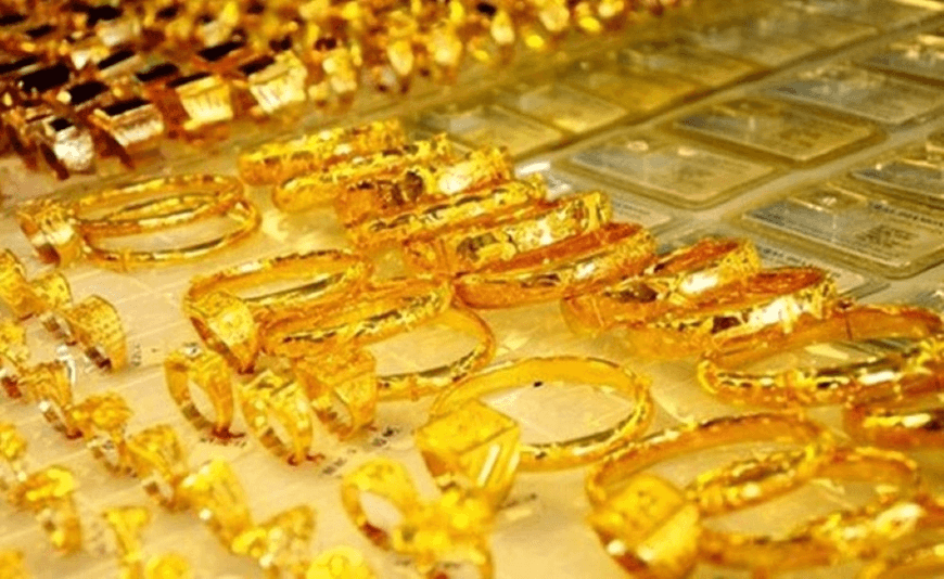 Giá vàng hôm nay (10 giờ ngày 12-12): Tăng sốc