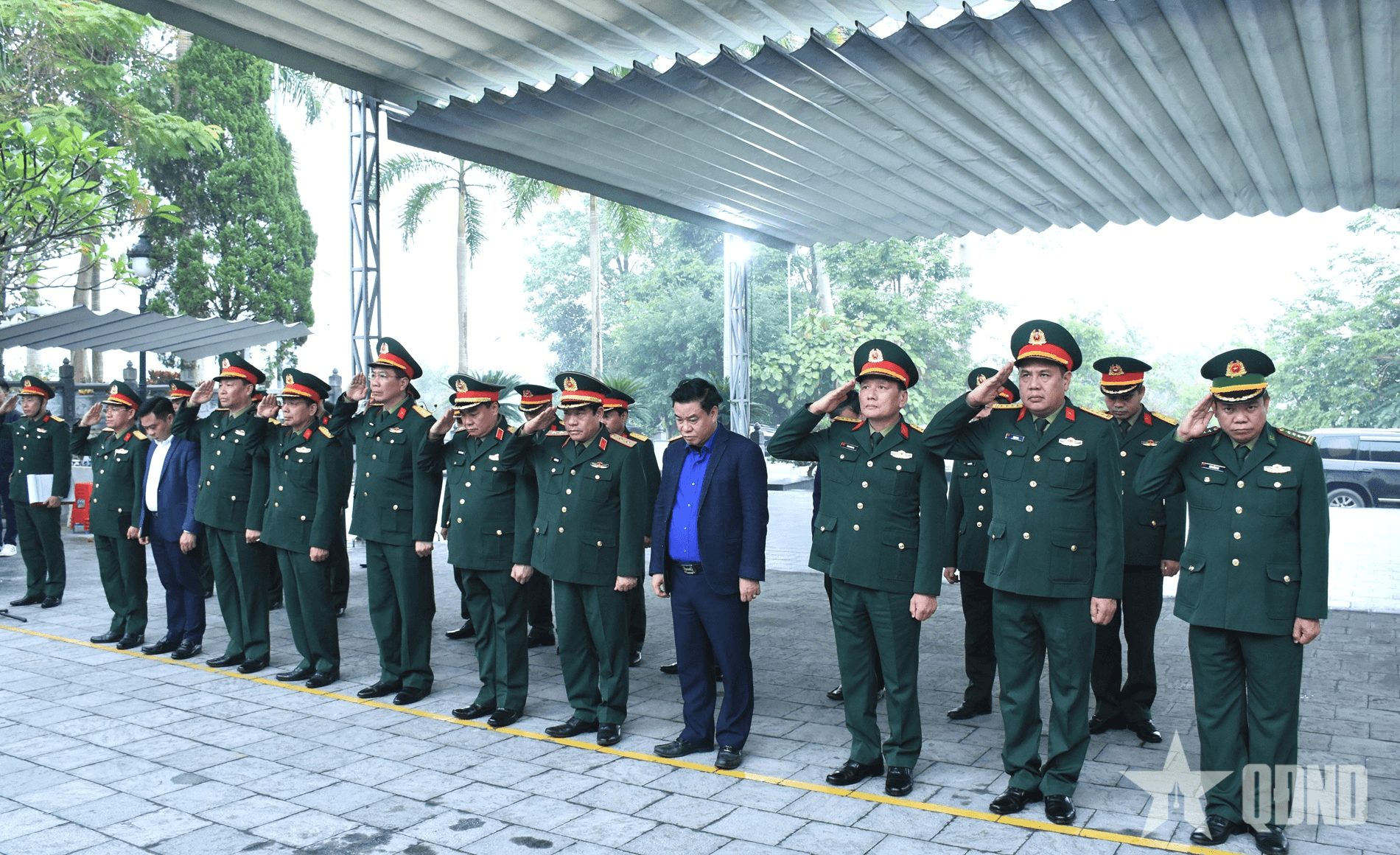 Đoàn công tác Quân ủy Trung ương, Bộ Quốc phòng hoạt động tri ân tại tỉnh Tuyên Quang