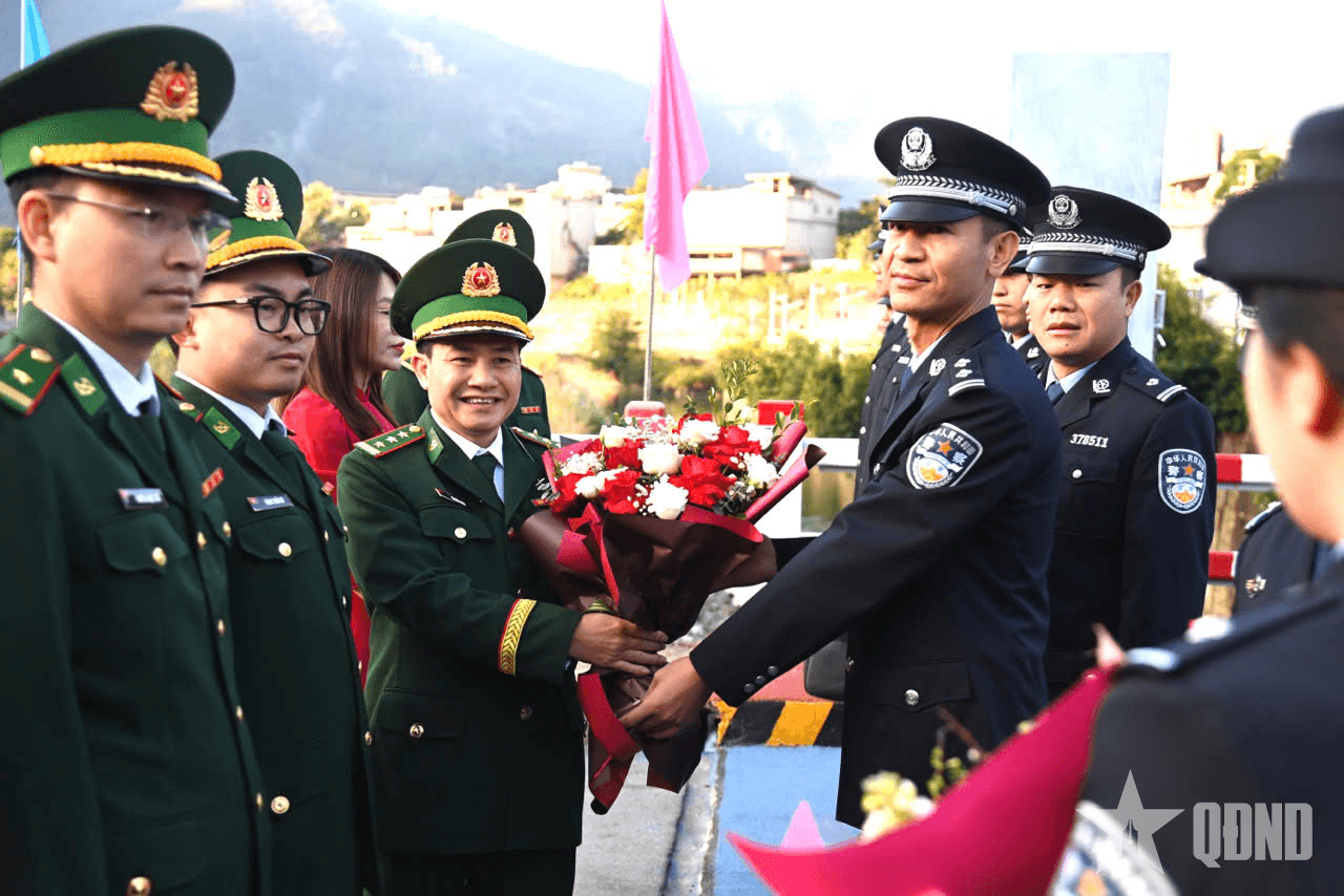 Tăng cường giao lưu hữu nghị khu vực biên giới Việt Nam - Trung Quốc