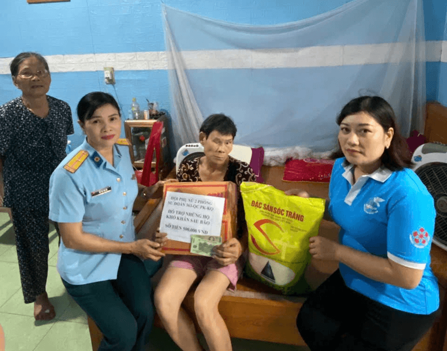 Thiếu tá QNCN Đỗ Thị Thu Hà: “Hạnh phúc là được sẻ chia, cho đi là còn mãi”