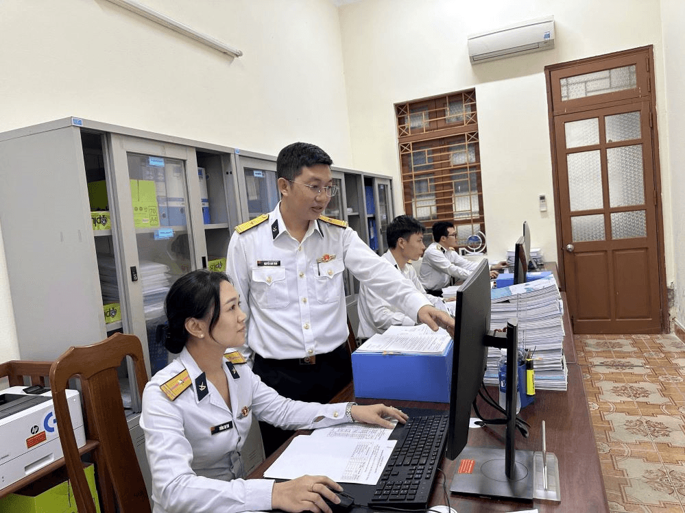Bảo đảm đúng, đủ, kịp thời tiêu chuẩn cho bộ đội