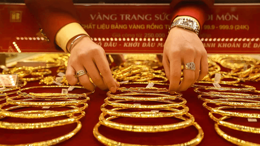 Giá vàng hôm nay (chiều 16-12): Lao dốc