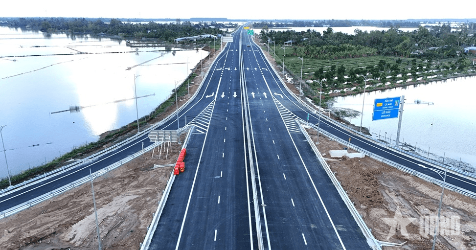 Cao tốc Cần Thơ - Cà Mau trước giờ thông xe kỹ thuật