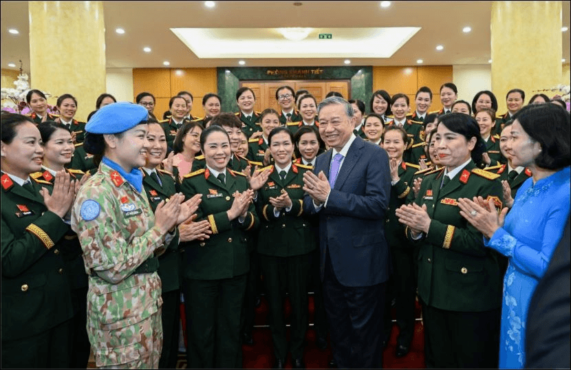 Phụ nữ Quân đội bản lĩnh - trí tuệ - kỷ cương - nhân ái, vững tin bước vào kỷ nguyên mới