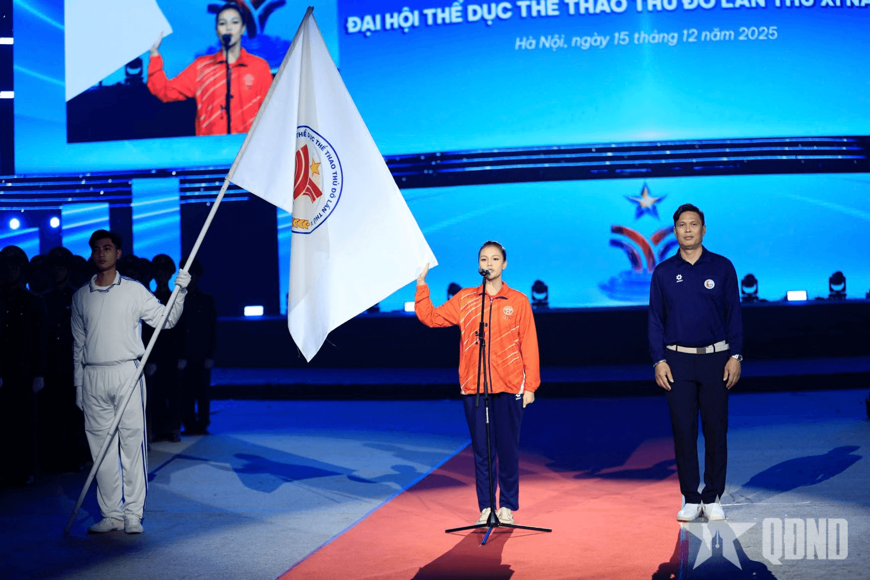 Kiện tướng trẻ khiêu vũ thể thao