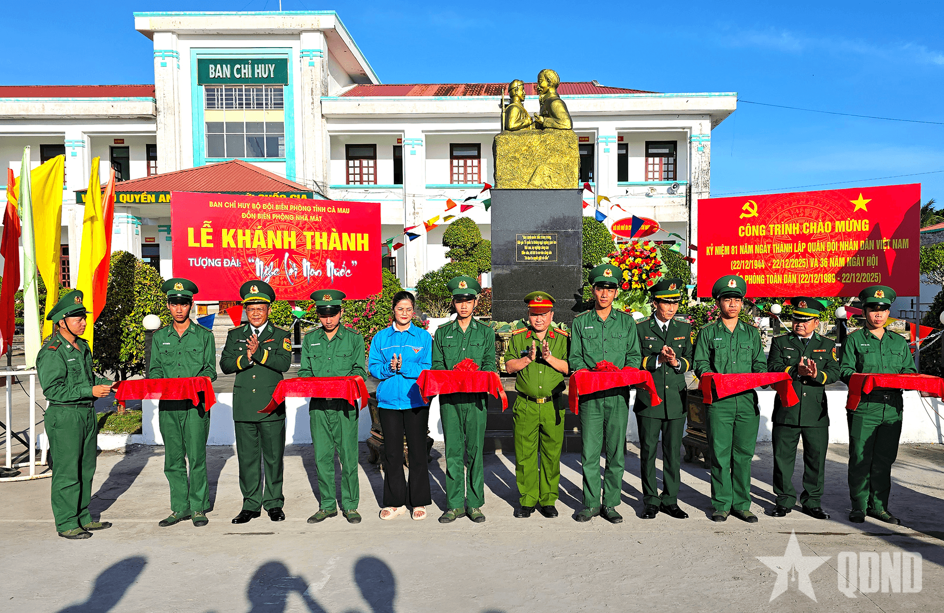 Cà Mau: Khánh thành tượng đài “Bác Hồ với chiến sĩ Biên phòng”