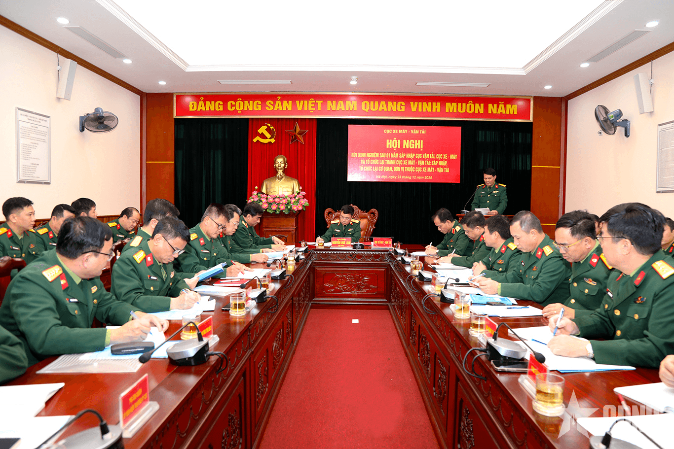 Phát huy tốt tính chủ động, tự chủ, hỗ trợ giữa hai ngành xe - máy và vận tải sau một năm sáp nhập