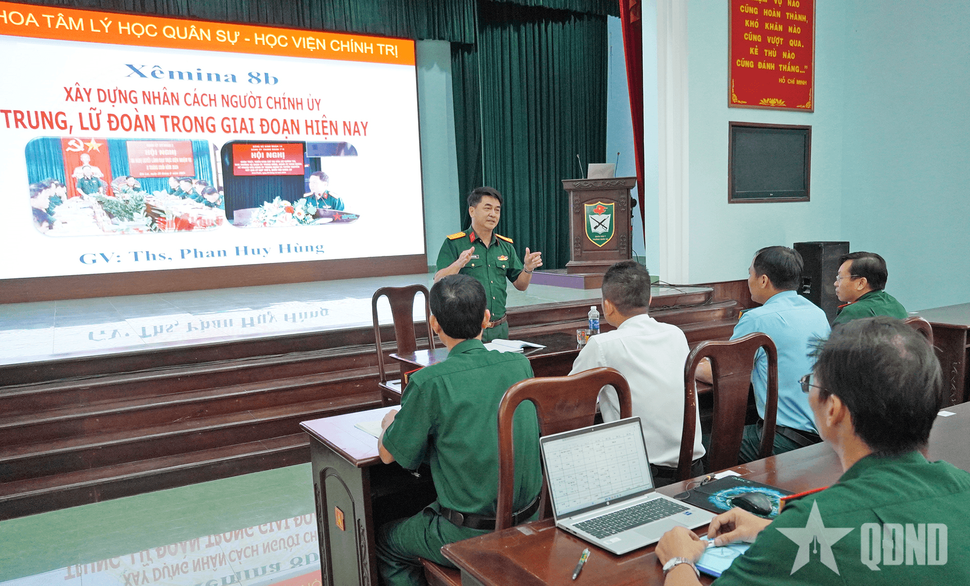 “Thấu tình, đạt lý” từ tâm lý học lãnh đạo, quản lý bộ đội