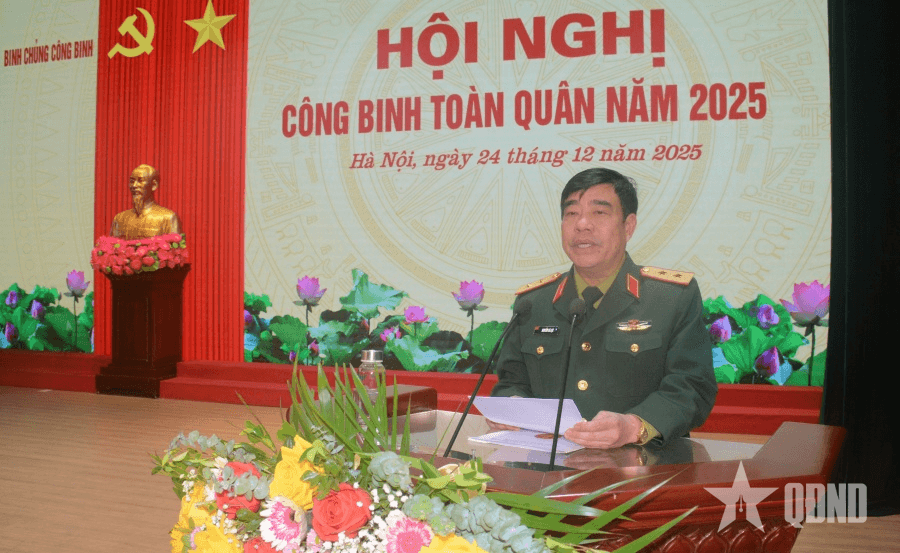 Chú trọng huấn luyện khai thác, làm chủ trang bị kỹ thuật thế hệ mới