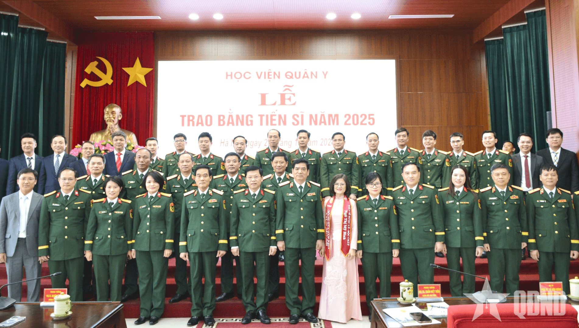 Học viện Quân y trao bằng tiến sĩ cho 30 nghiên cứu sinh đã bảo vệ thành công luận án