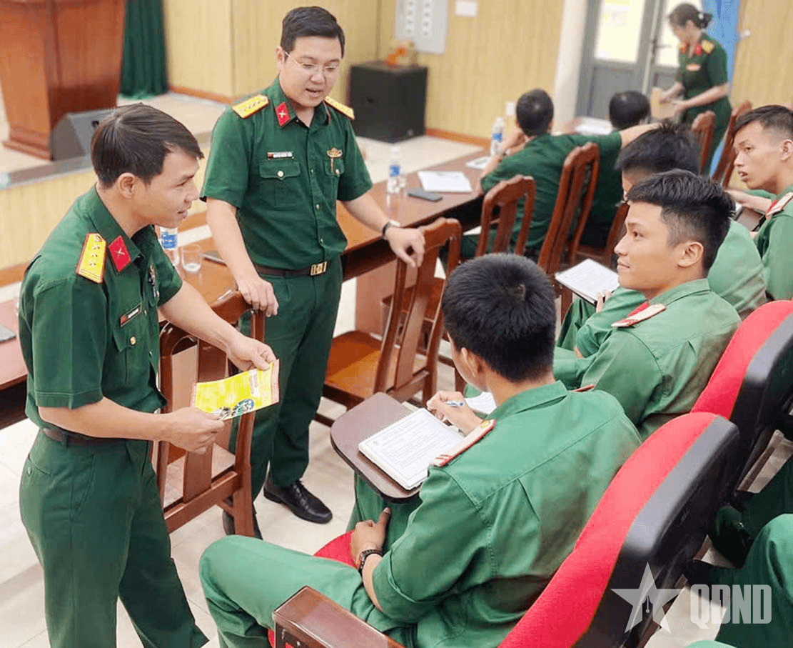 Tổng công ty Thái Sơn phối hợp tư vấn nghề cho chiến sĩ chuẩn bị xuất ngũ