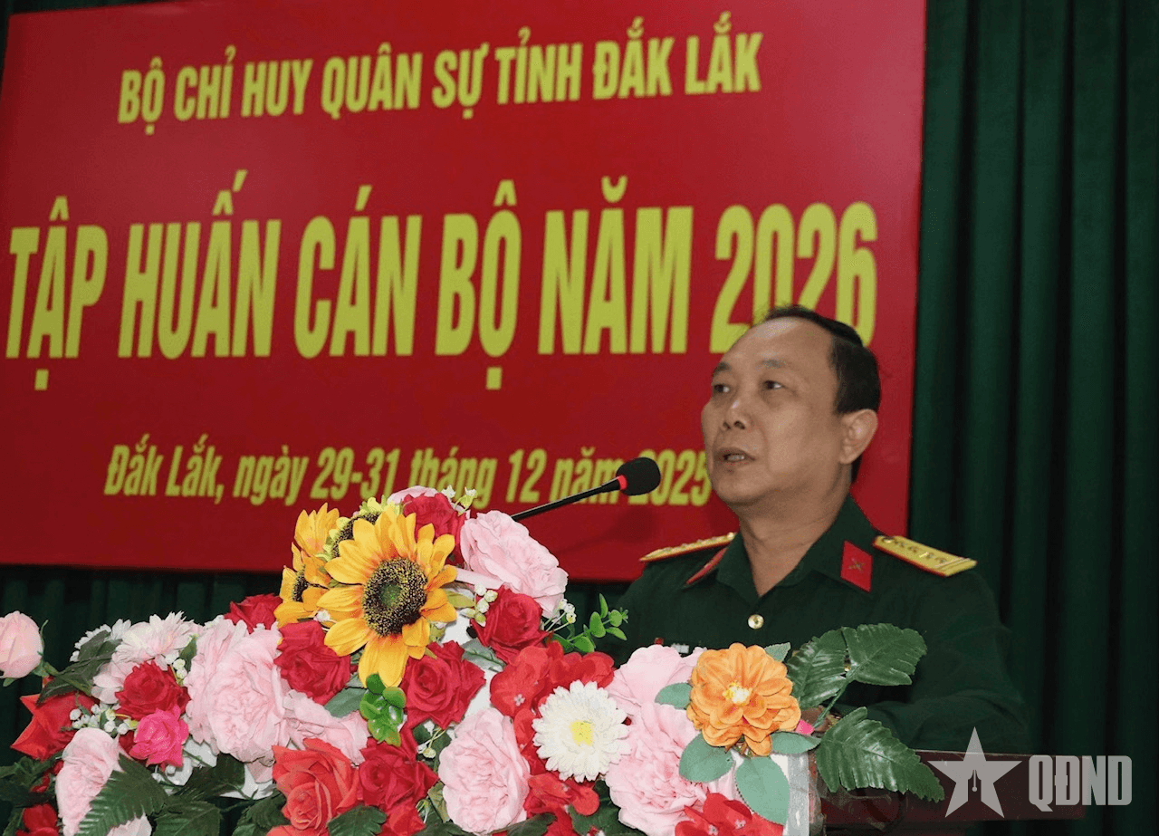 Tập huấn cán bộ - "chìa khóa" nâng cao chất lượng huấn luyện chiến đấu