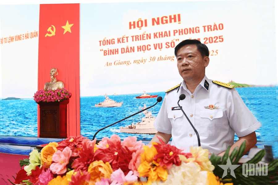 Vùng 5 Hải quân tổng kết phong trào “Bình dân học vụ số” năm 2025