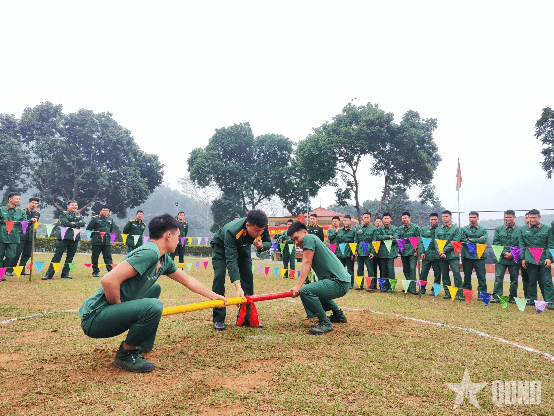 Sôi nổi các hoạt động vui chơi của bộ đội tại Sư đoàn 316