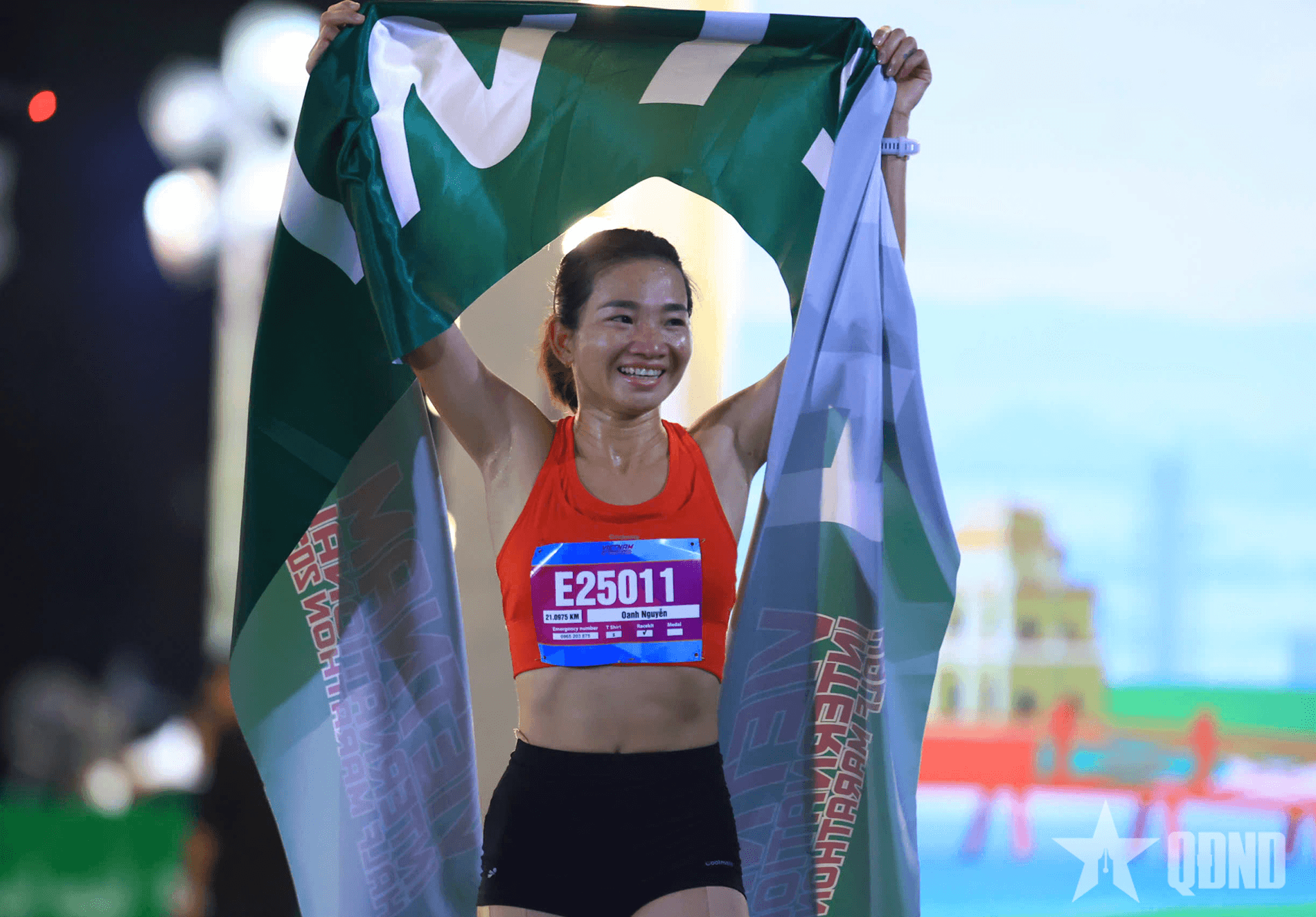 Nguyễn Thị Oanh, Hoàng Nguyên Thanh vô địch giải bán marathon quốc tế 2026