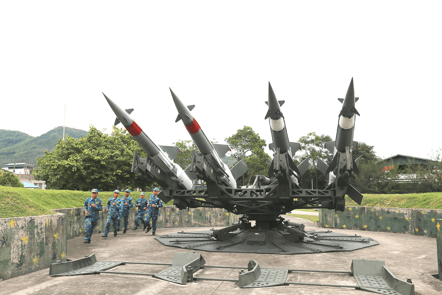 Phát triển nghệ thuật tác chiến phòng không, không quân trong điều kiện mới - Bài 2: Nghiên cứu cách đánh của từng lực lượng