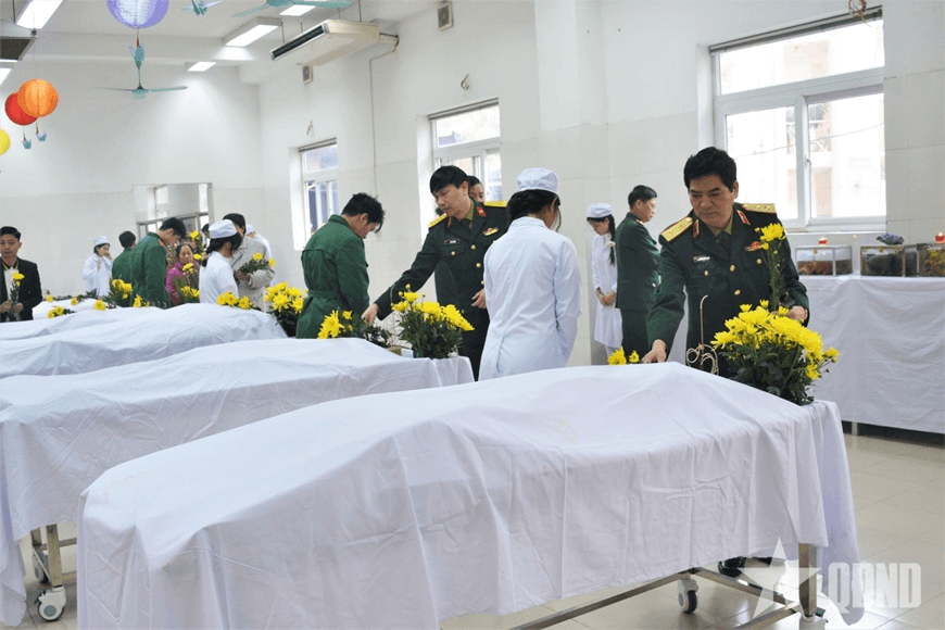 Tri ân những người hiến xác cho y học