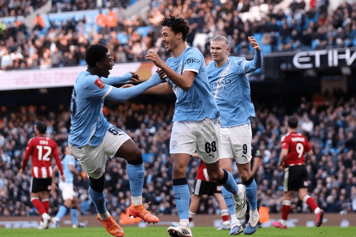 Tin thể thao (11-1): Man City hủy diệt đối thủ 10 bàn tại FA Cup