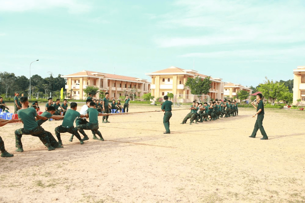 Nói về “chiến sĩ mới, chiến sĩ cũ”