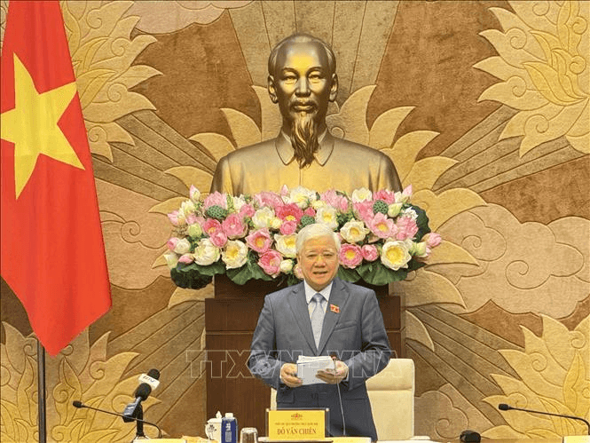 Bổ nhiệm Trợ lý Phó chủ tịch Thường trực Quốc hội Đỗ Văn Chiến