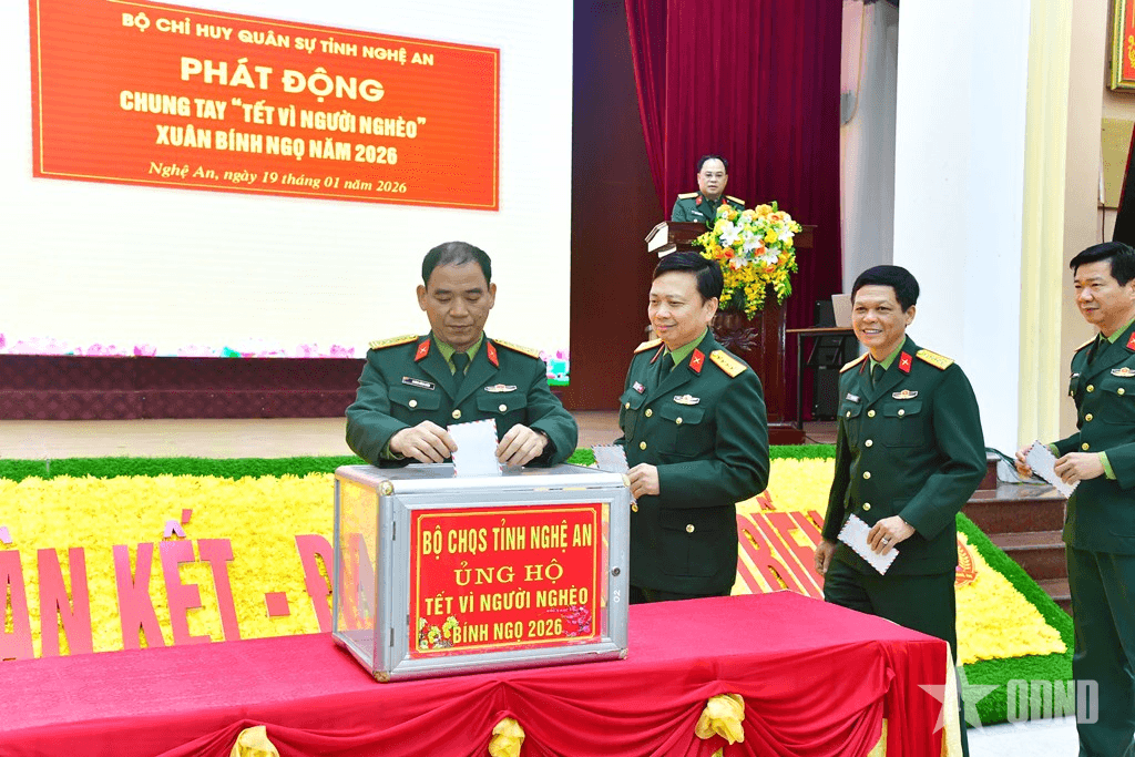 Cơ quan Bộ CHQS tỉnh Nghệ An quyên góp hơn 310 triệu đồng ủng hộ Tết vì người nghèo