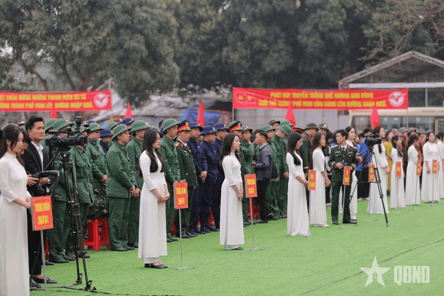 Từ ngày 4-3 đến hết ngày 6-3, thanh niên cả nước lên đường thực hiện nghĩa vụ quân sự