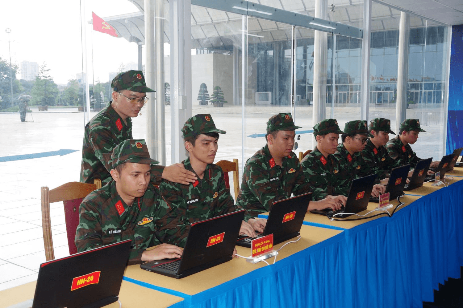 Xây dựng Quân đội cách mạng, chính quy, tinh nhuệ, hiện đại từ mỗi người lính!