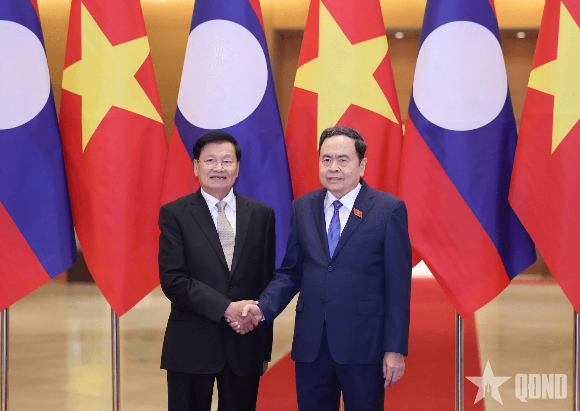 Chủ tịch Quốc hội Trần Thanh Mẫn hội kiến Tổng Bí thư, Chủ tịch nước Lào Thongloun Sisoulith