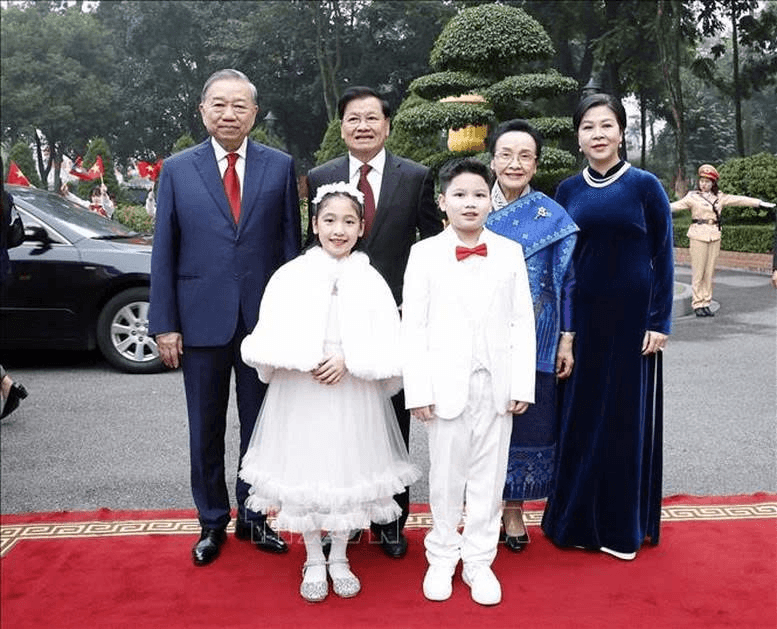 Tổng Bí thư, Chủ tịch nước Lào kết thúc chuyến thăm cấp Nhà nước đến Việt Nam
