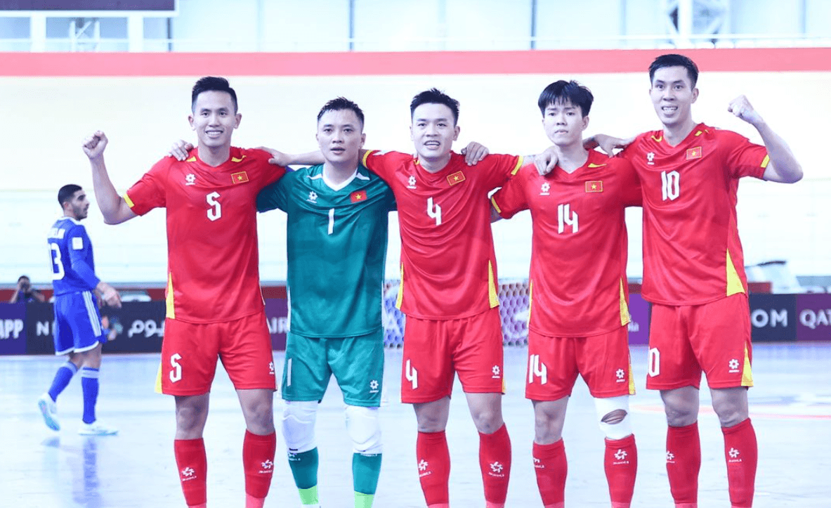 Tuyển futsal Việt Nam lội ngược dòng trong trận cầu 9 bàn