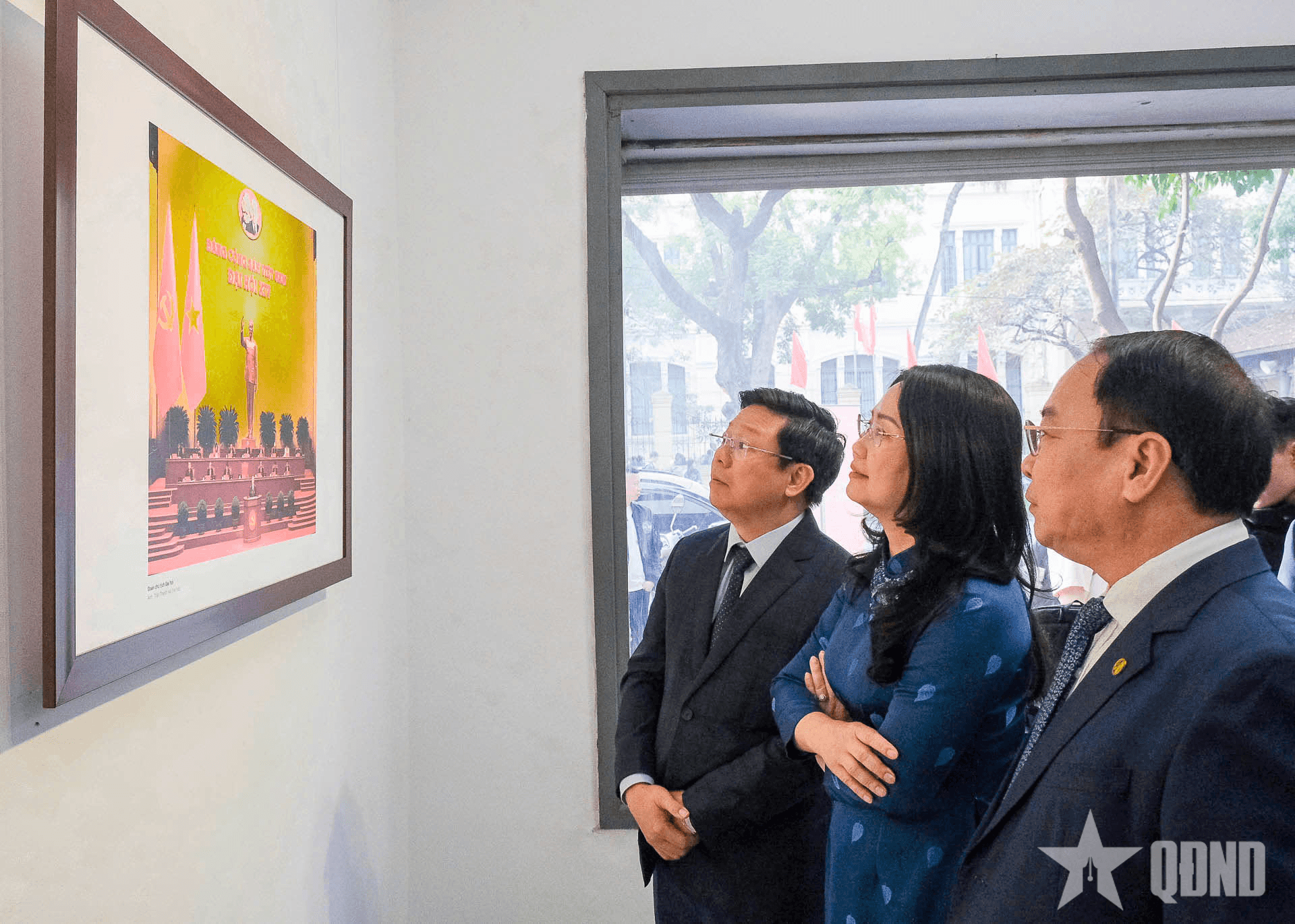 Triển lãm ảnh “Mừng Đảng, mừng Xuân và chào mừng thành công Đại hội lần thứ XIV của Đảng”