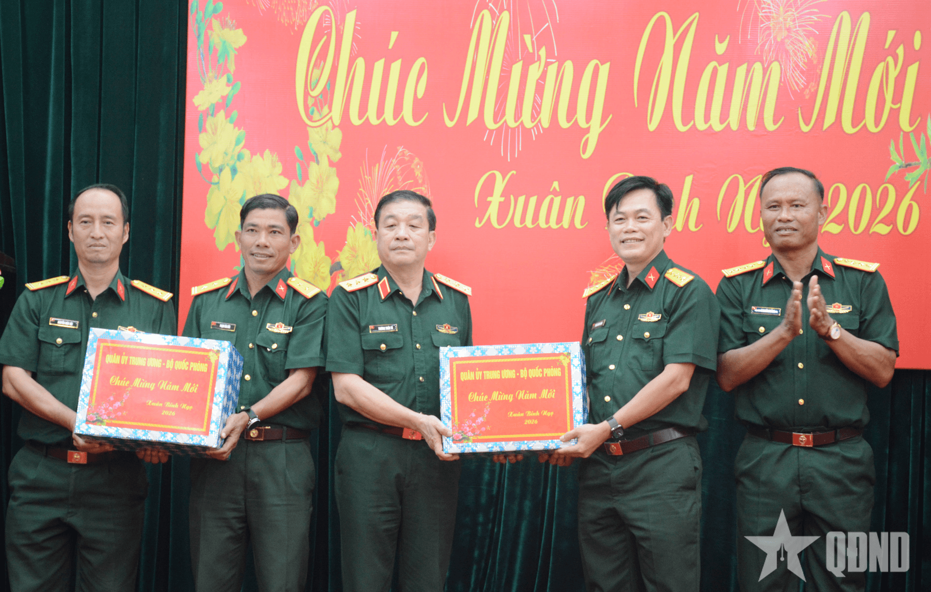 Thượng tướng Trương Thiên Tô thăm, kiểm tra, chúc Tết một số đơn vị phía Nam