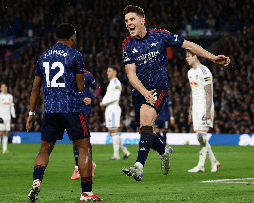 Tin thể thao (1-2): Arsenal hơn Man City 7 điểm