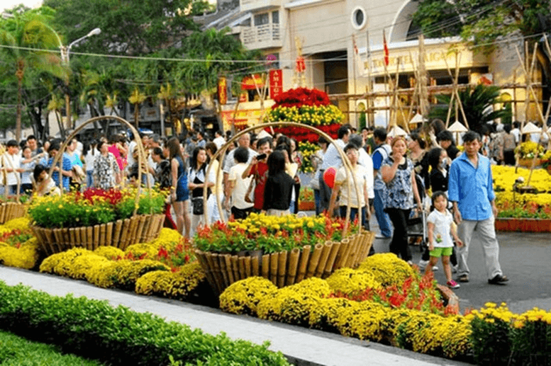 Thủ tướng chỉ đạo: Chi trả đầy đủ lương, thưởng Tết, cấm dùng công quỹ biếu, tặng quà Tết lãnh đạo các cấp