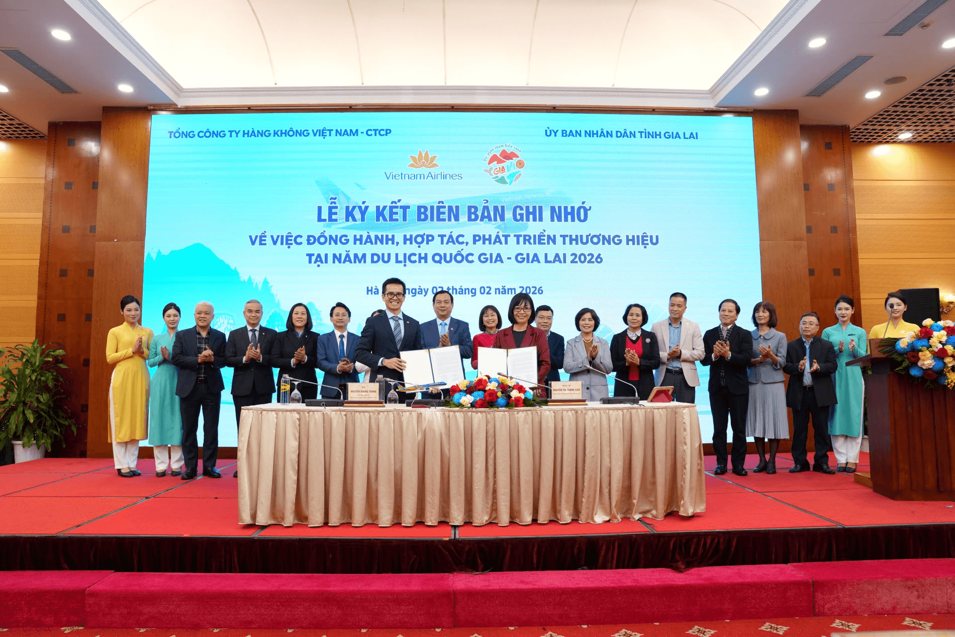Vietnam Airlines hợp tác cùng Cục Du lịch Quốc gia Việt Nam ra mắt chuỗi hoạt động “Bay cao khát vọng Việt Nam”