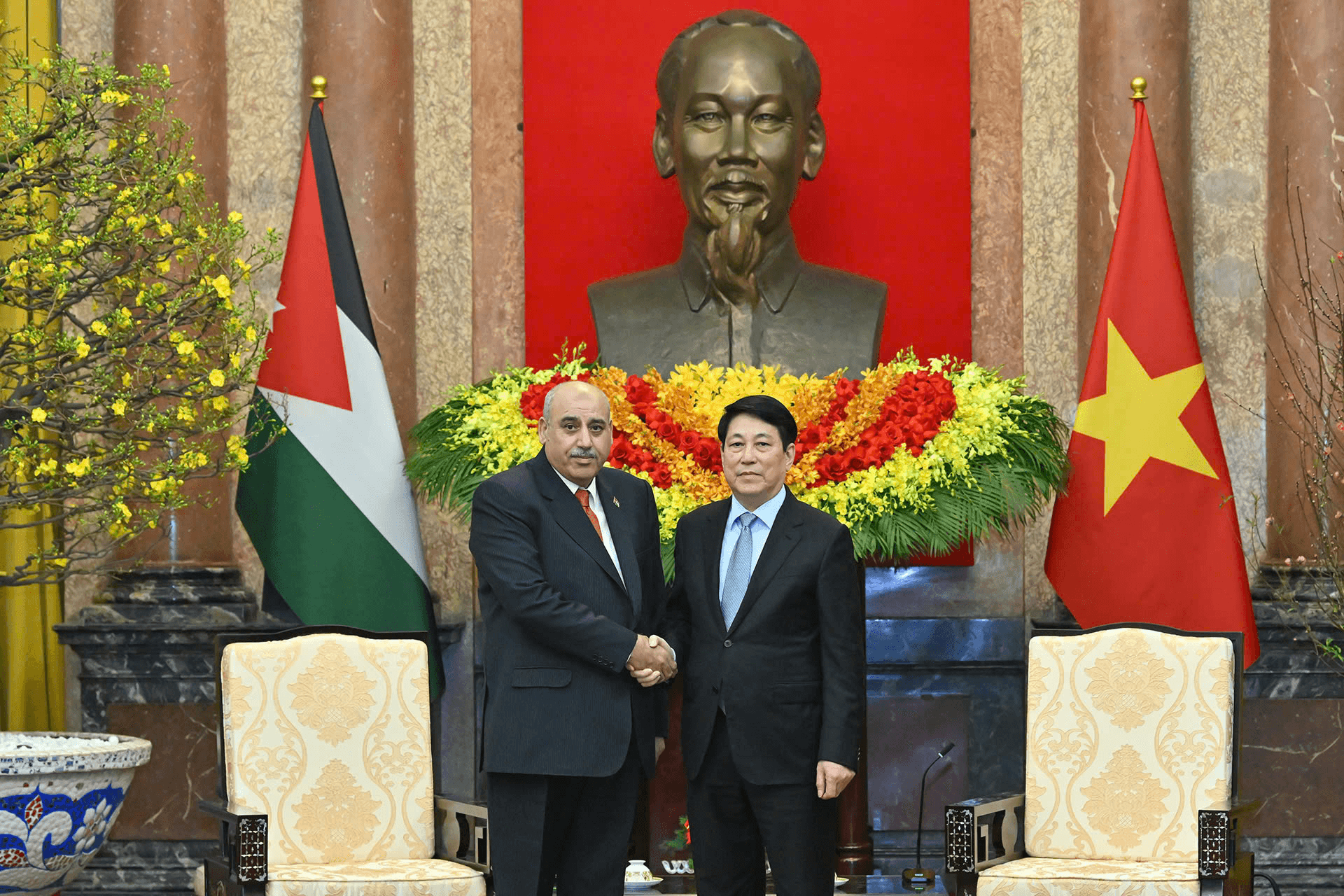 Chủ tịch nước Lương Cường tiếp Chủ tịch Hạ viện Jordan