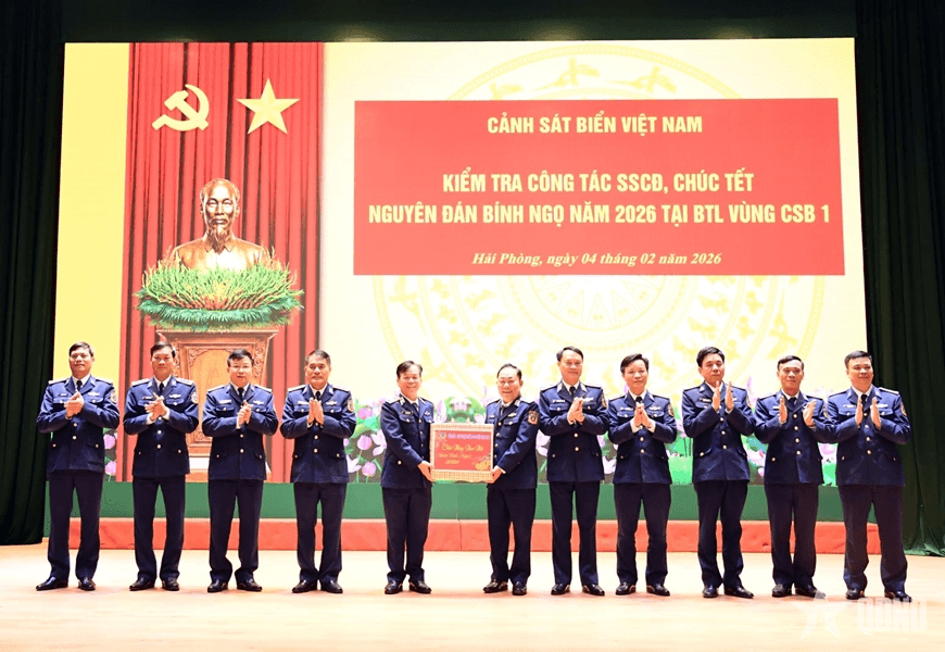 Vùng Cảnh sát biển 1 bảo đảm trực sẵn sàng chiến đấu, đón Tết Nguyên đán an toàn