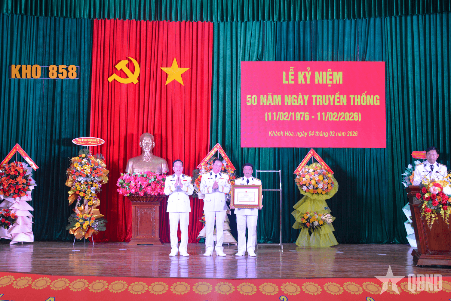 Kho 858 Hải quân kỷ niệm 50 năm Ngày truyền thống
