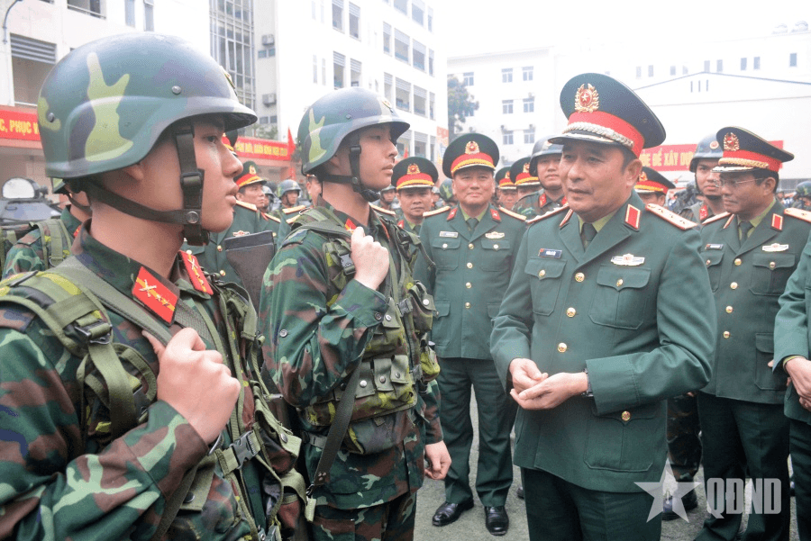 Lữ đoàn 144: Tăng cường tuần tra canh gác bảo vệ Sở chỉ huy - Cơ quan Bộ Quốc phòng