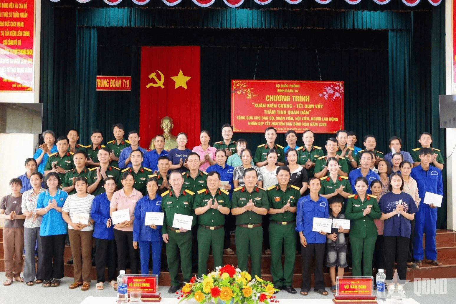 Binh đoàn 16: Hàng trăm phần quà dành tặng người lao động có hoàn cảnh khó khăn
