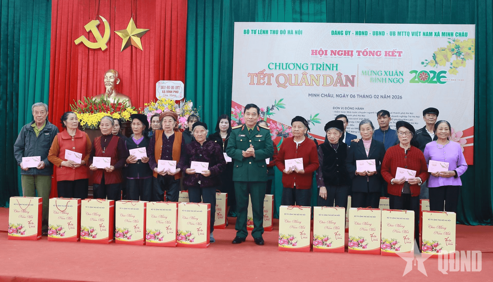Bộ tư lệnh Thủ đô Hà Nội phối hợp tổ chức Chương trình "Tết Quân dân" tại xã đảo Minh Châu