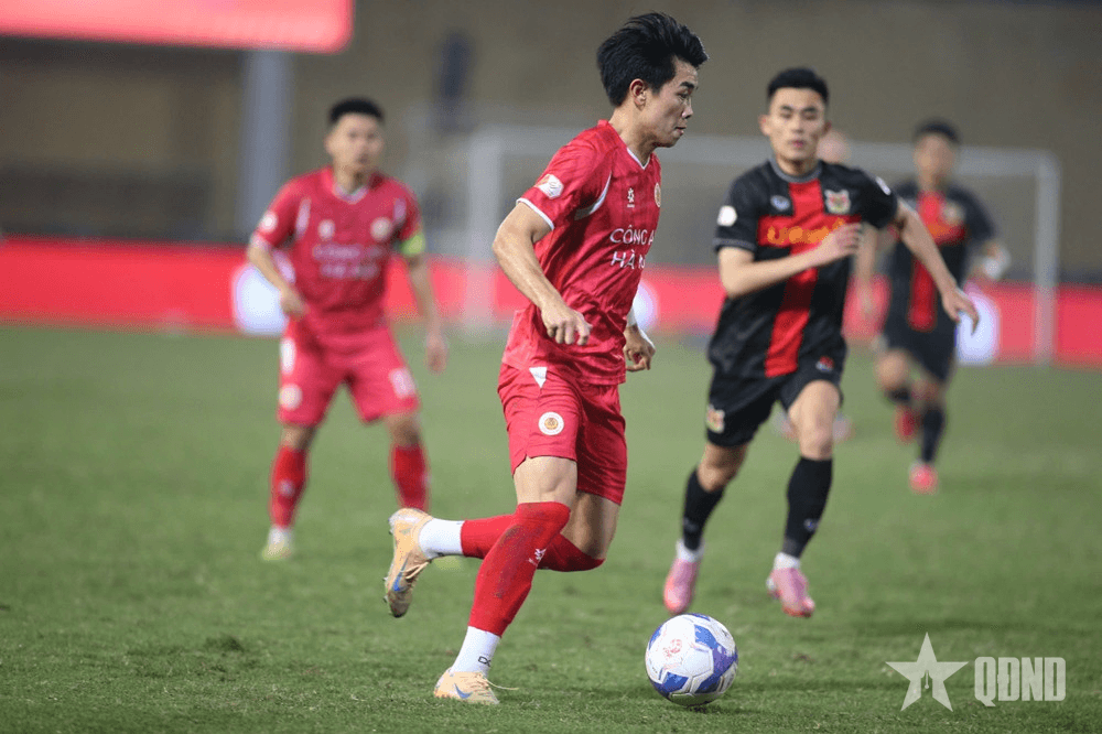Trở lại mặt đất